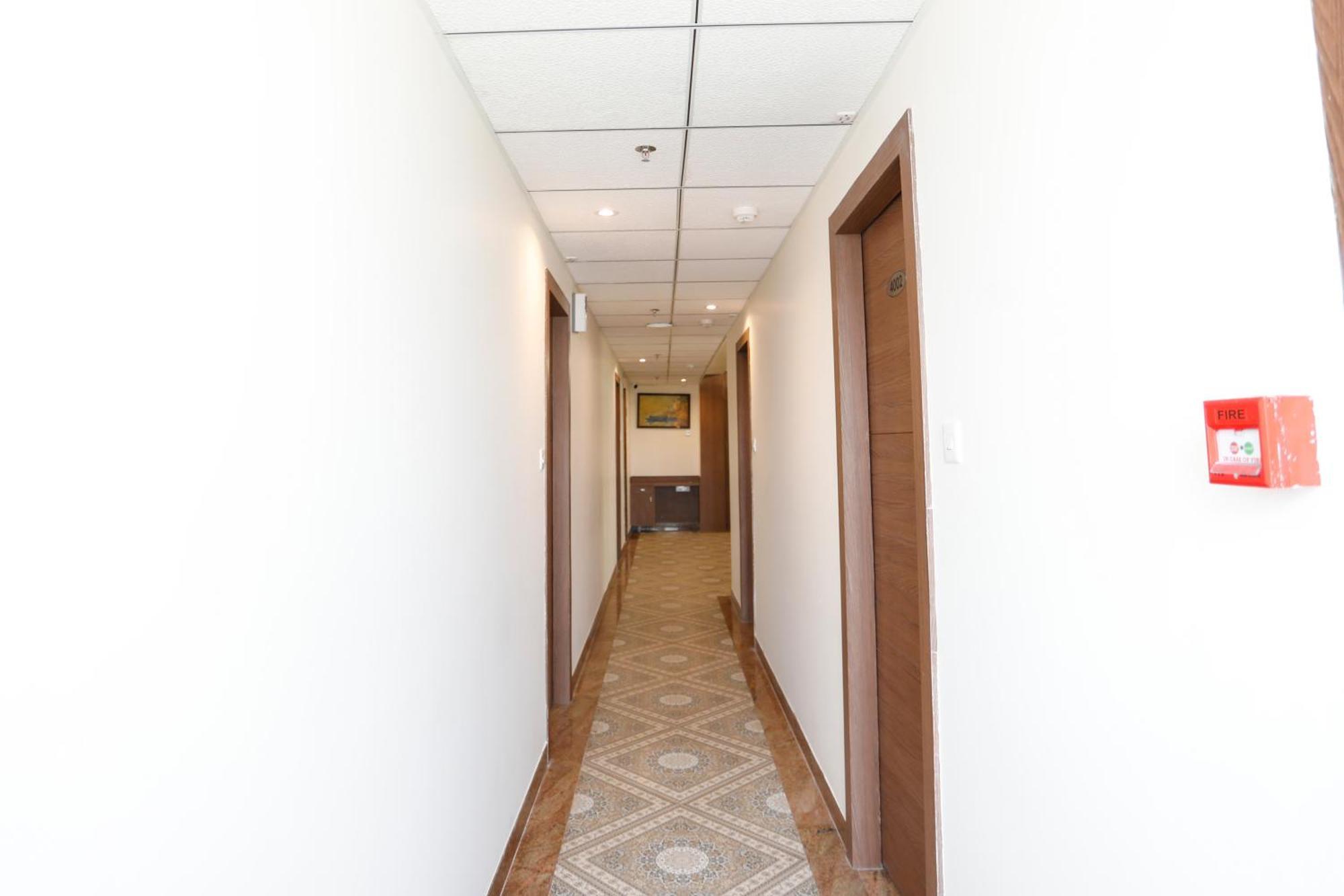 Hotel Dolphin International Varanasi Exterior photo