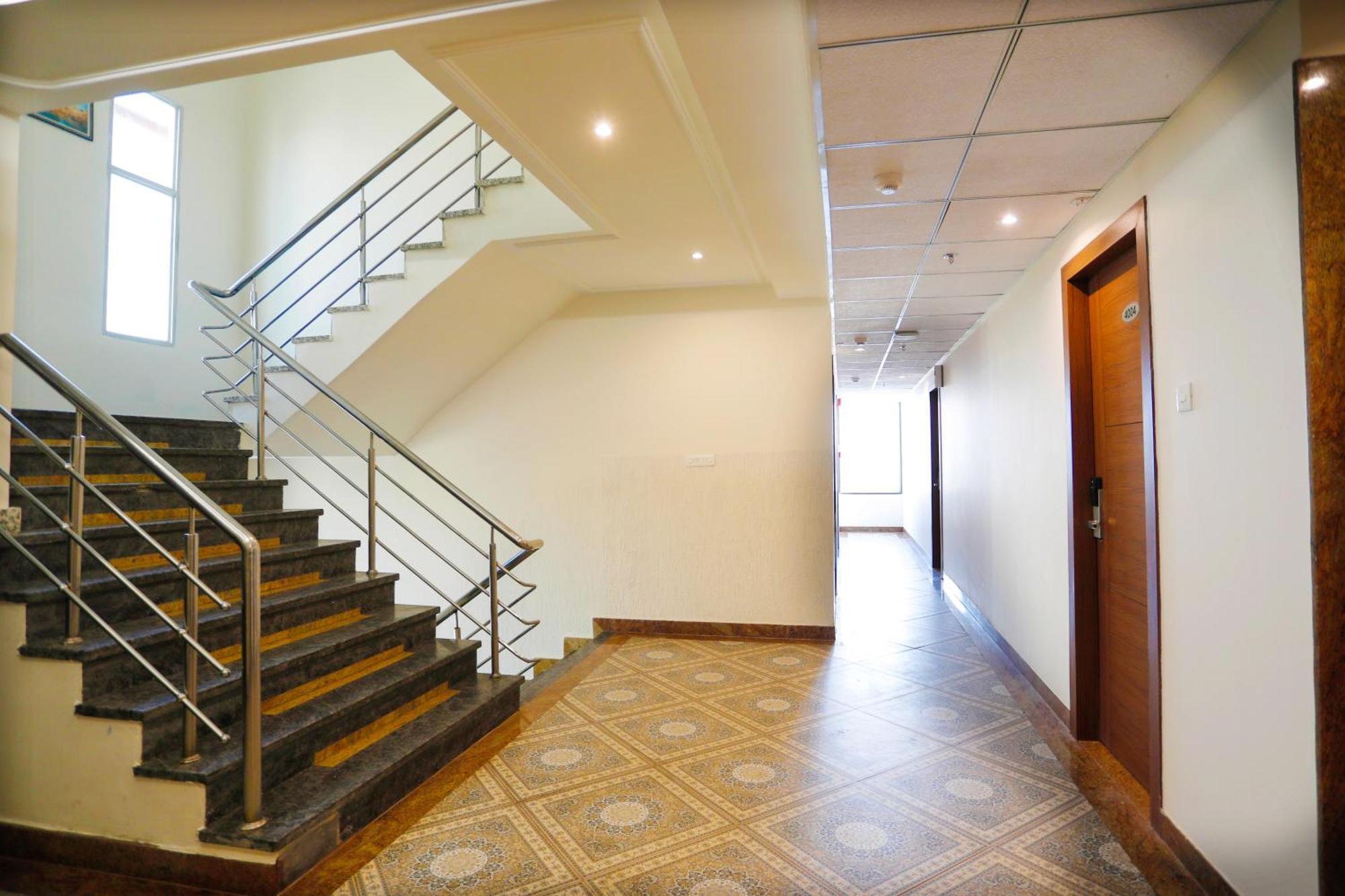 Hotel Dolphin International Varanasi Exterior photo
